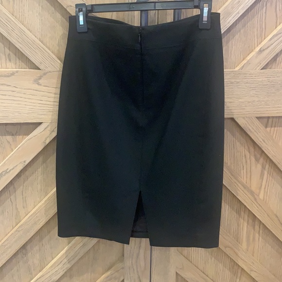 LOFT Women’s Black Pencil Skirt - Picture 3 of 3
